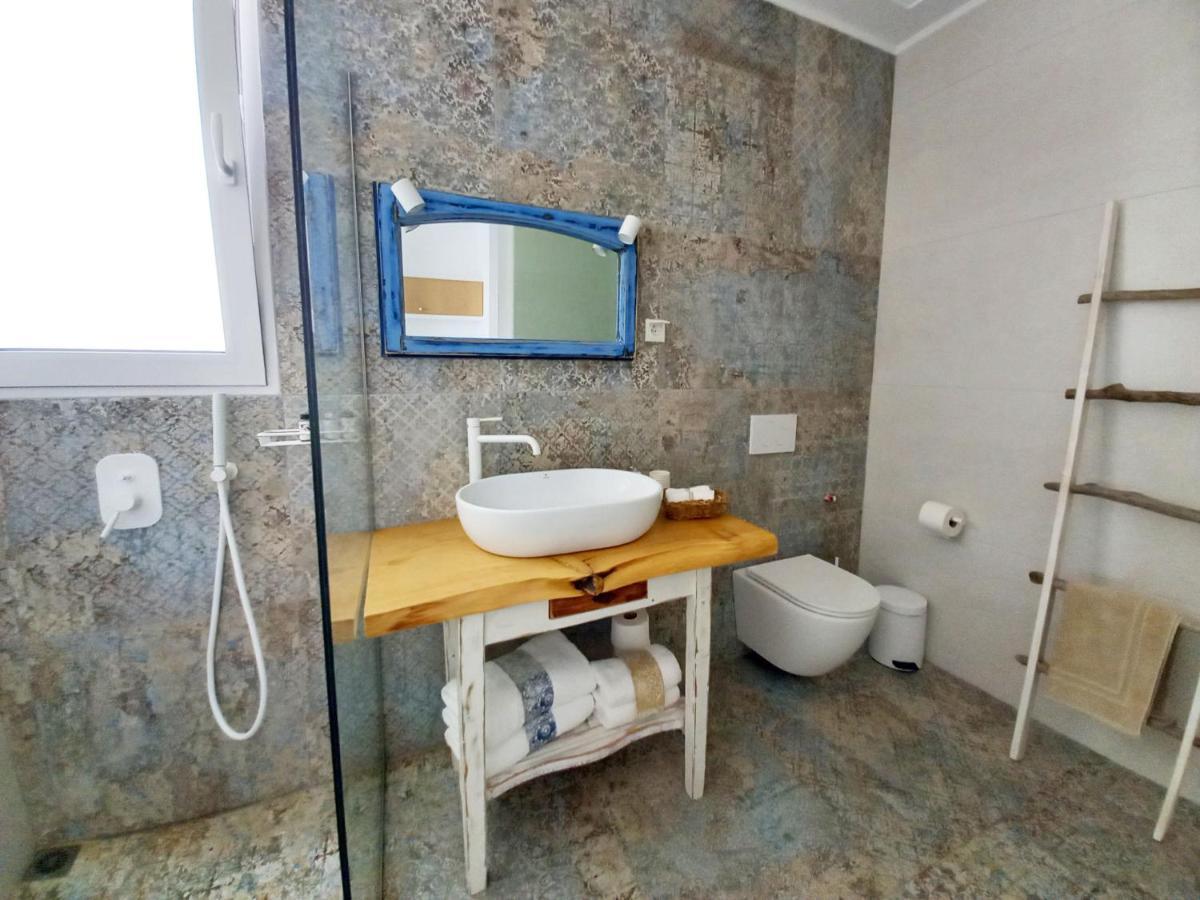 Notus Suites Plakias Esterno foto