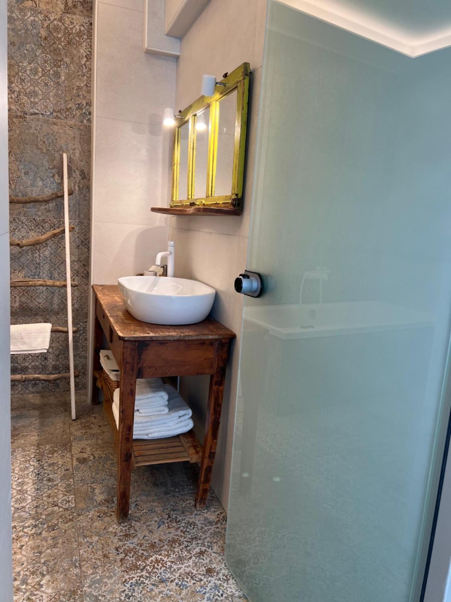 Notus Suites Plakias Esterno foto