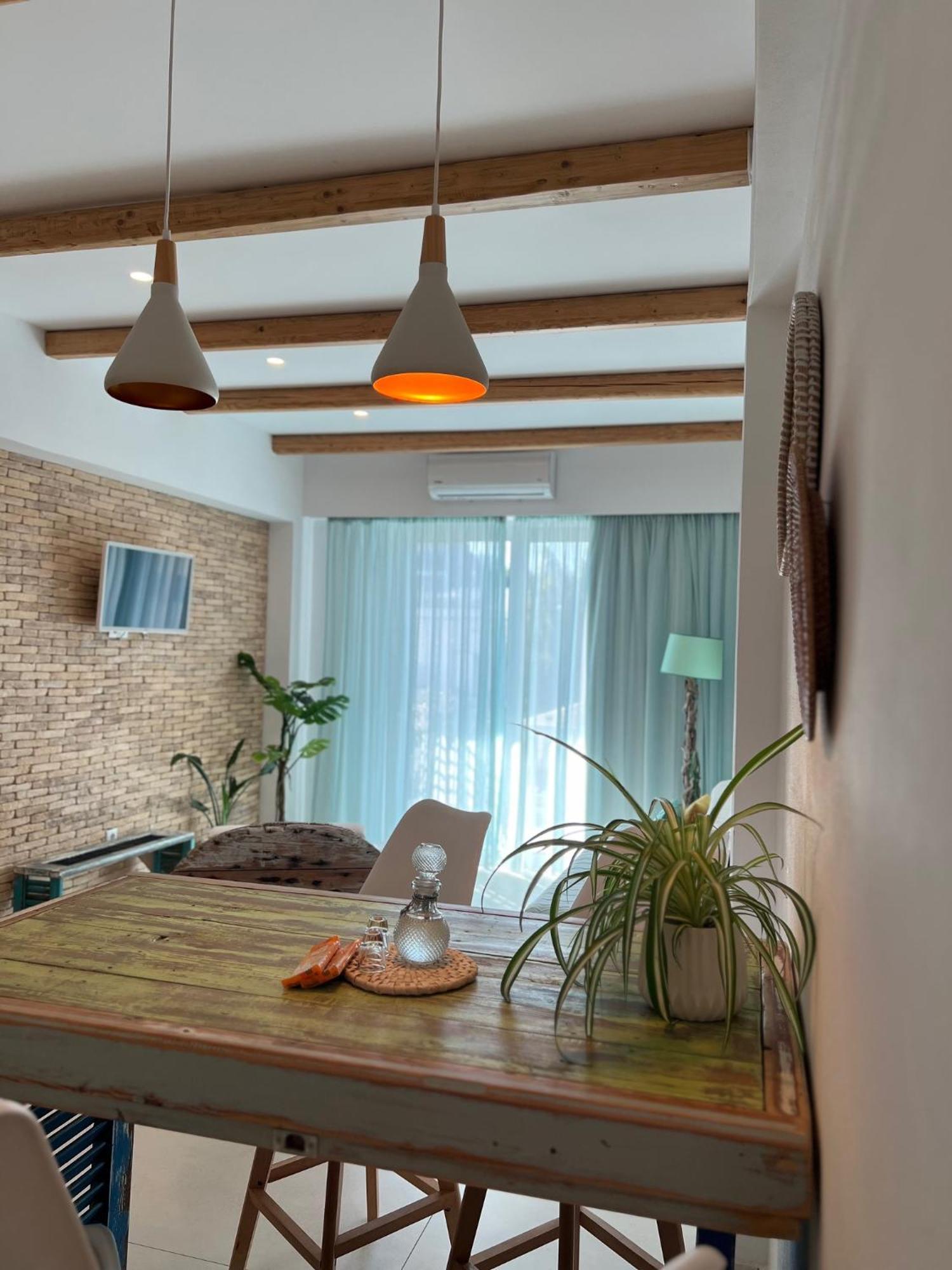 Notus Suites Plakias Esterno foto