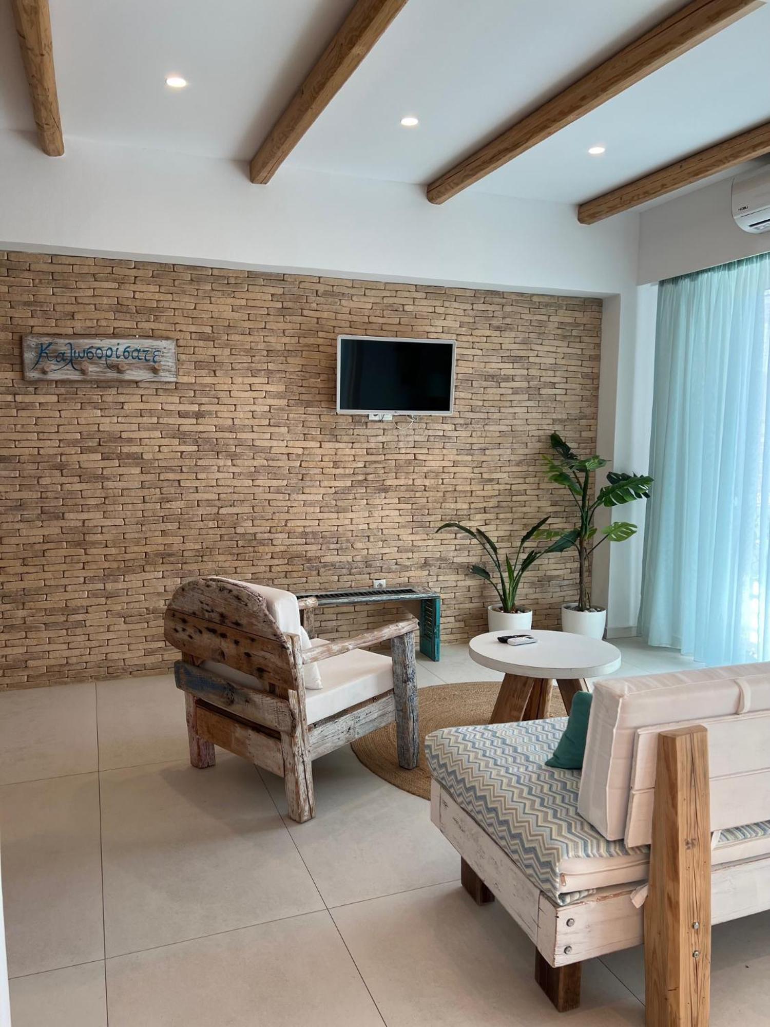 Notus Suites Plakias Esterno foto